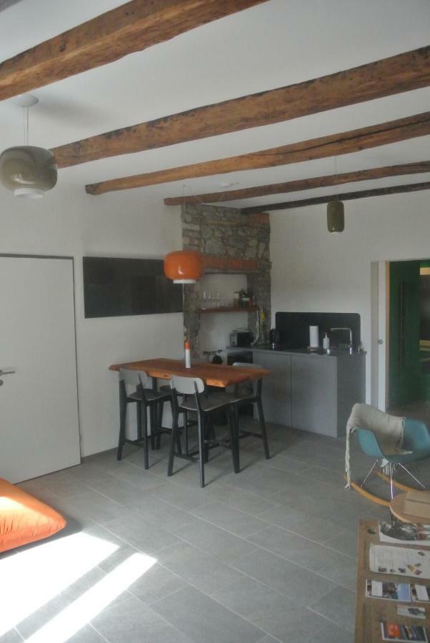 A Ca Balade In Design Lägenhet Miglieglia Exteriör bild