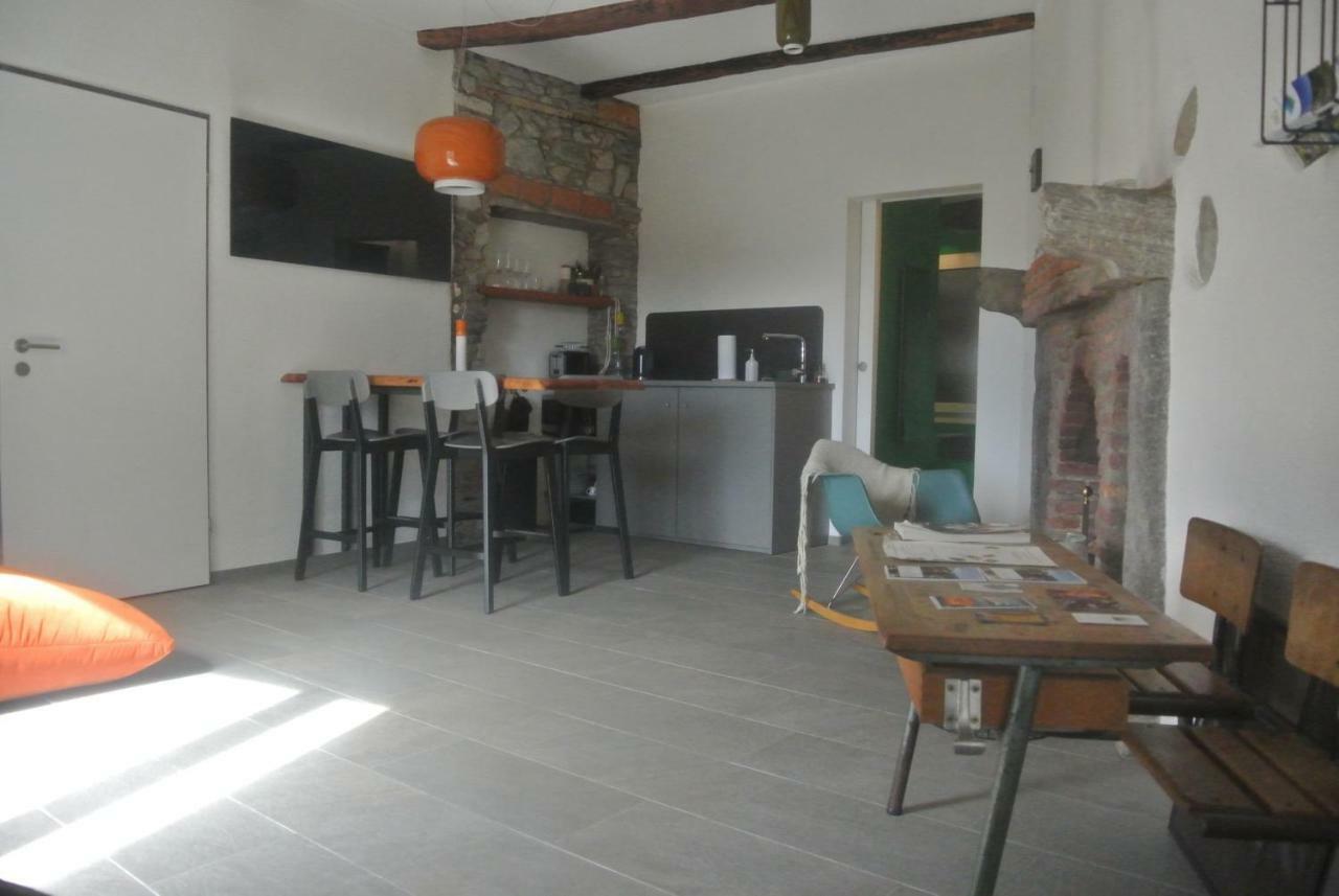 A Ca Balade In Design Lägenhet Miglieglia Exteriör bild